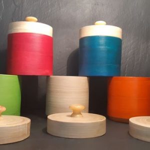 Pot à thé ou épices en bambou peint