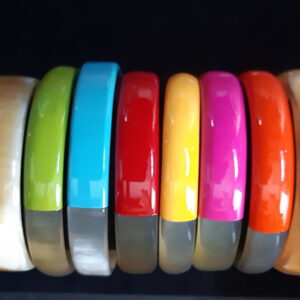 Bracelet simple en corne de buffle, naturel ou laqué à moitié