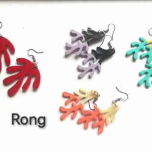 Boucles d'oreille en corne de buffle laquée Rong